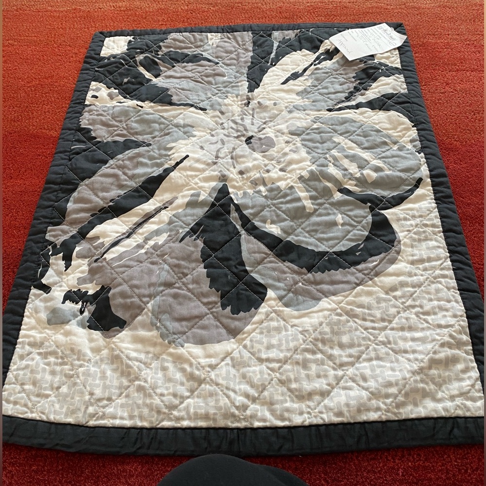 Dwell Studio Quilted Sham Watercolor Rose Gray, 26x21", NEW from Target - Picture 2 of 6